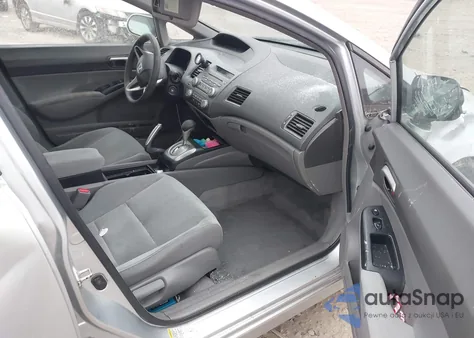 2009 Honda Civic Lx z USA, uszkodzony, nr VIN 19XFA16569E046405